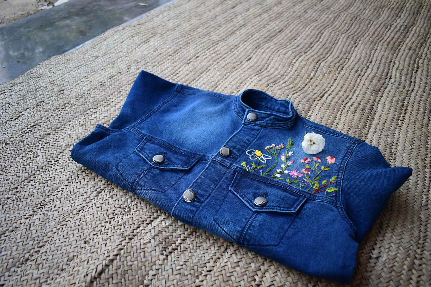 Product Description
To prolong the life of your denim garments, always wash them inside out at low temperatures with similar colors. In this way, we can help reduceUnisex Embroidered Denim Jacket